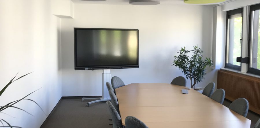 Komplettrenovierung Decke- Wand- Bodenbelag